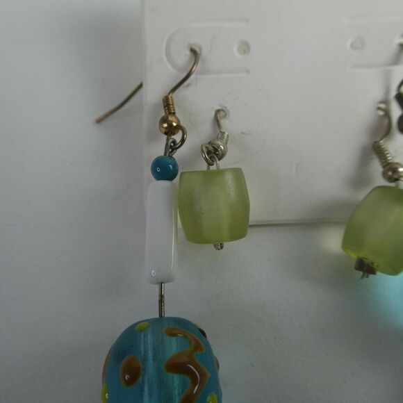 Silver Tone Fishhook Pierced Earrings Dangle Beaded Funky Green Blue 2 Pair Set - Picture 2 of 7